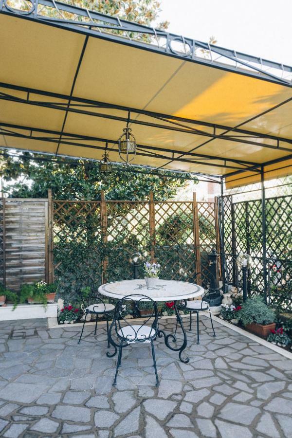 B&B Fontanelle Romane Buitenkant foto