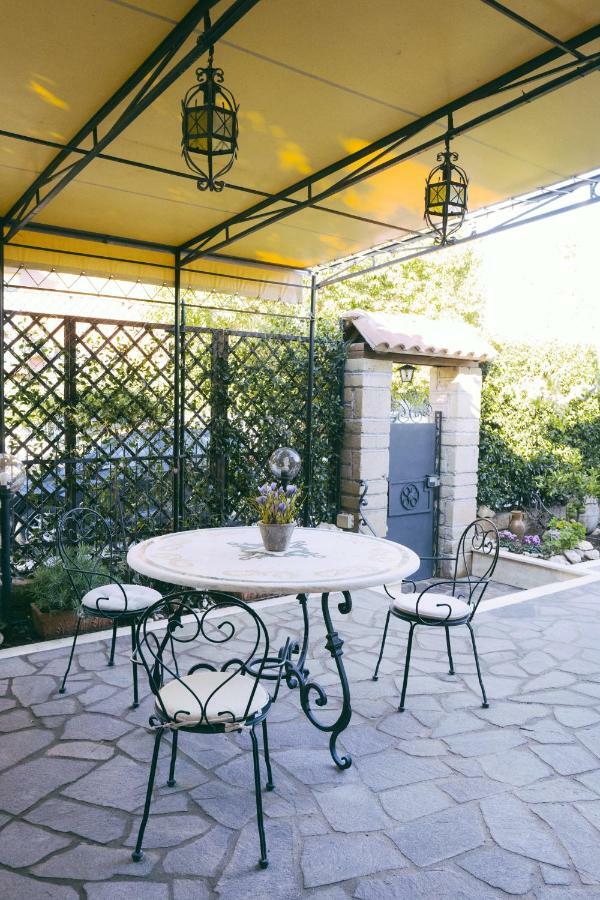 B&B Fontanelle Romane Buitenkant foto